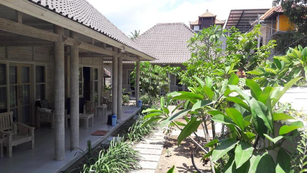 Отель Vista Huts Lembongan Экстерьер фото